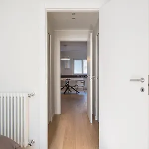 Brand New , Life District Milano